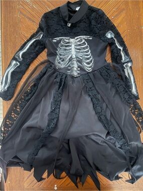 Girls Black Skeleton Lace & Tulle Halloween Costume Dress